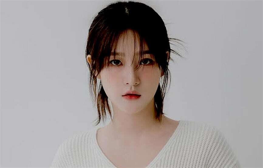 Tragic Death of Actress Kim Sae-ron Under Investigation