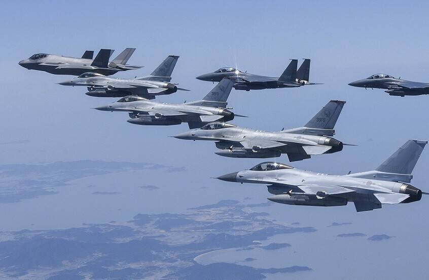 South Korea scrambles jets after airspace breach