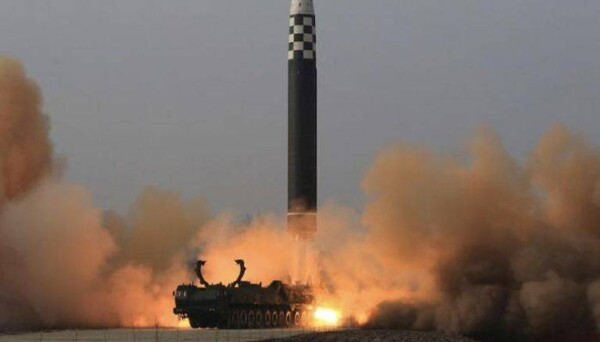 Южная Корея осуждает запуск ракеты Северной Кореей