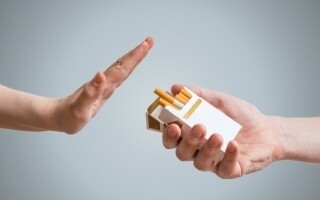 Исследование показывает, что прекращение курения занимает до 20 лет