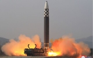 США осуждают запуски баллистических ракет Северной Кореей