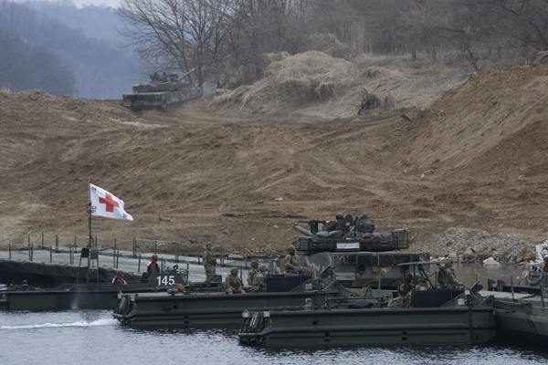 South Korea and U.S. Conclude Military Exercises Amid North Korean Threats